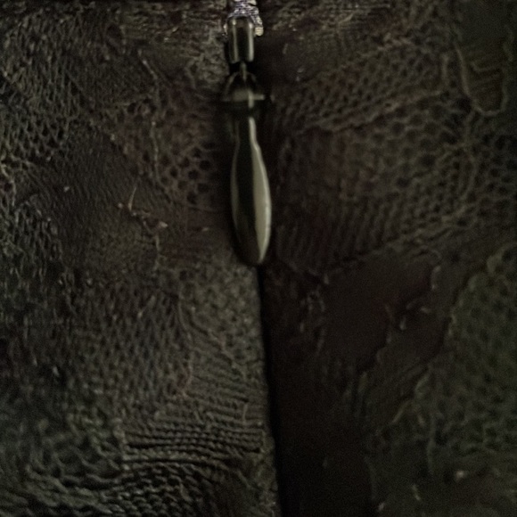 George M.E. Lace Midi Skirt - Picture 3 of 3